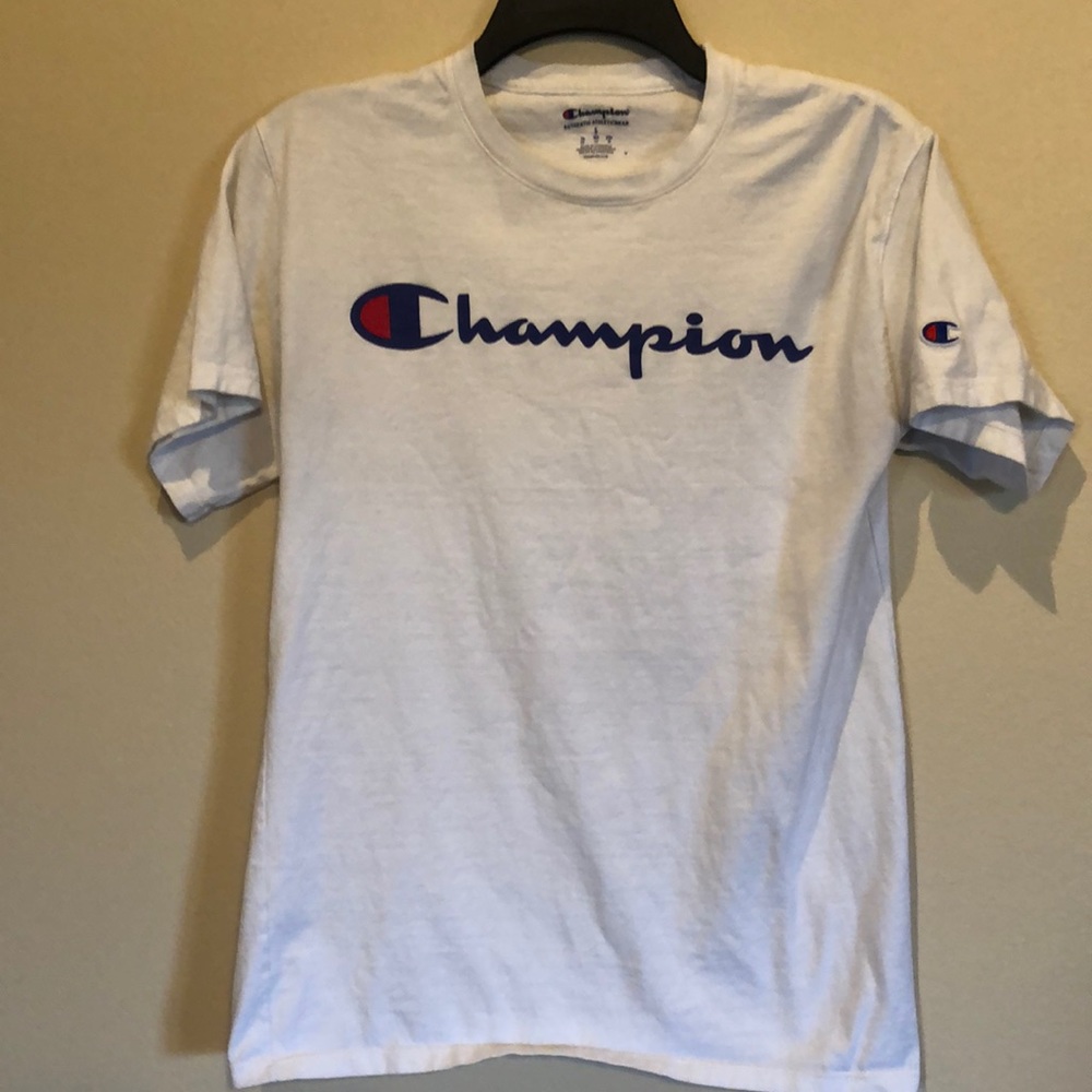 Champion T-shirt